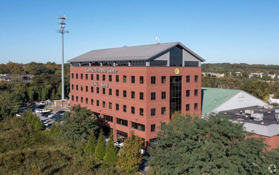 More Photos Of 1422 Clarkview Rd, Baltimore Office For Sale