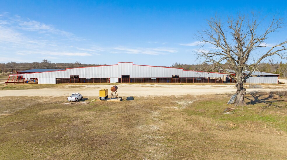 More Photos Of 3536 US Highway 82 E, Paris Specialty For Sale