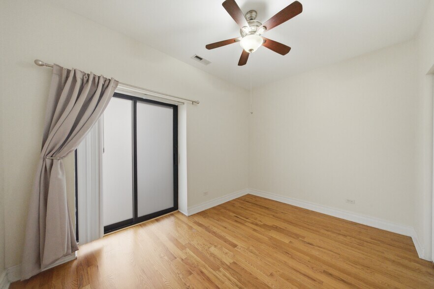 More Photos Of 1640-1642 W Fargo Ave, Chicago Apartments For Sale