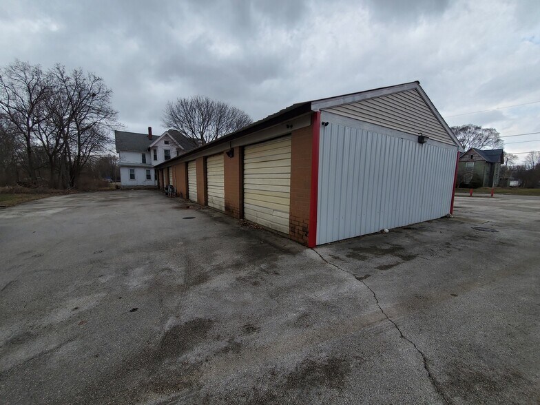More Photos Of 726 S Blanchard St, Findlay Carwash For Sale