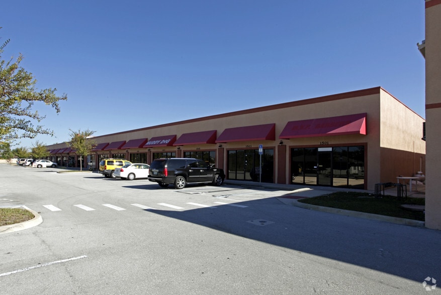 More Photos Of 1501-1535 Fortune Retail Ct, Kissimmee Storefront Retail Office For Lease