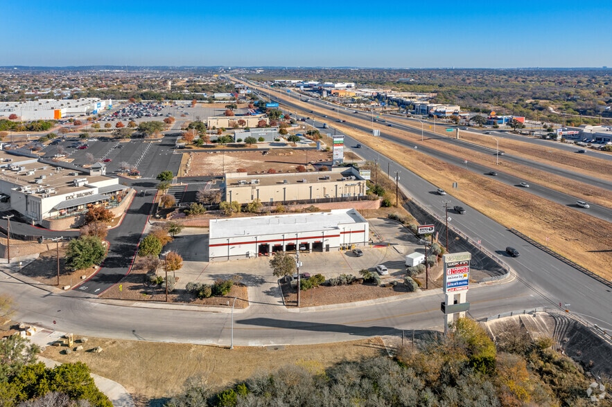 More Photos Of 6407 W Loop 1604 N, San Antonio Auto Repair For Sale