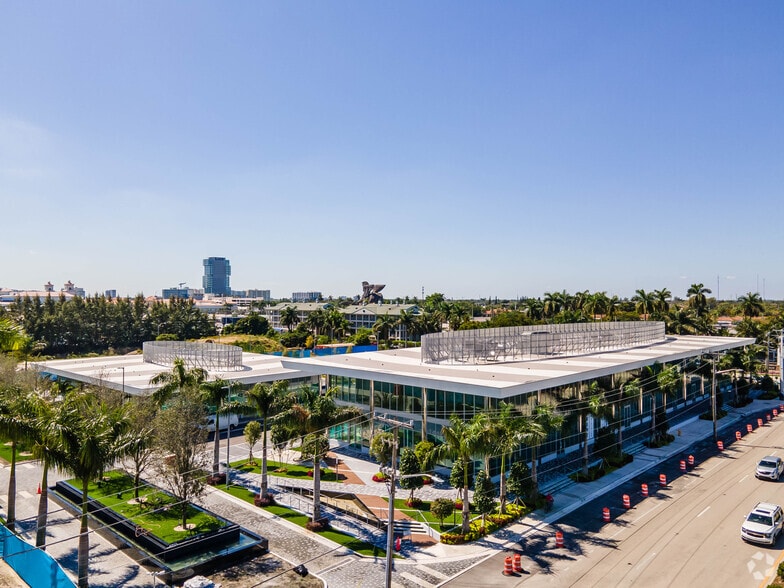 More Photos Of 1000-1100 E Hallandale Beach Blvd, Hallandale Beach Office For Sale