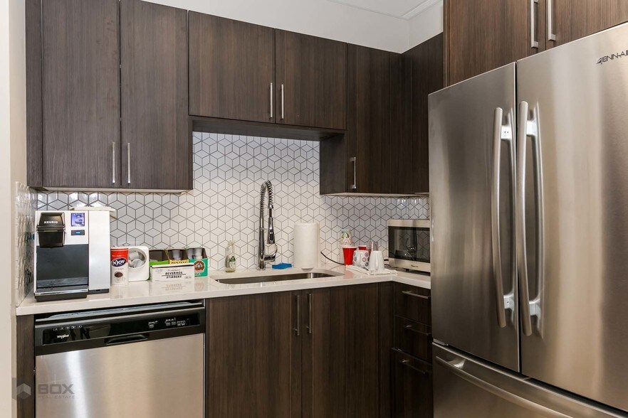 More Photos Of 12460-12468 W Atlantic Blvd, Coral Springs Medical For Lease