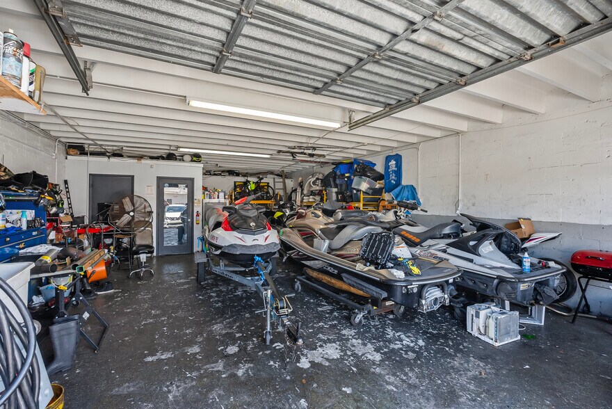 More Photos Of 950 SW 12th Ave, Pompano Beach Manufacturing For Sale