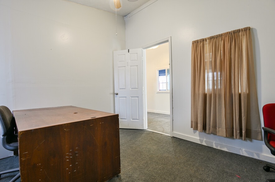 More Photos Of 2766 White Oak Dr, Decatur Religious Facility For Sale