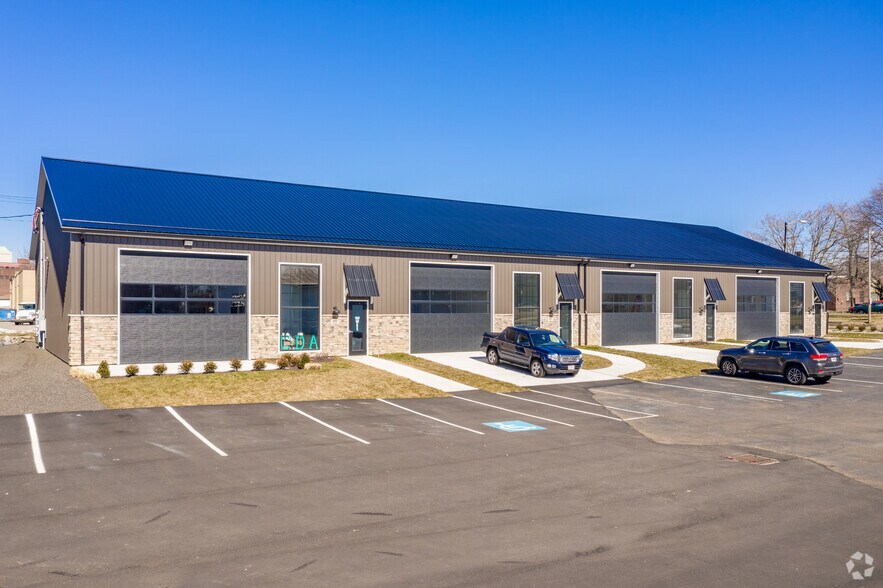 Primary Photo Of 405 Erie St, Massillon Storefront Retail Office For Lease