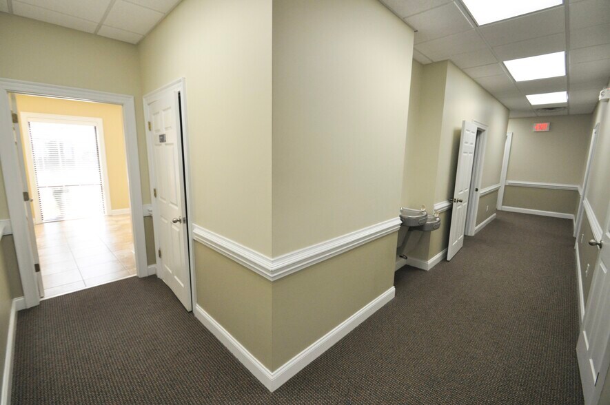 More Photos Of 700B Cromwell Dr, Greenville Office For Lease