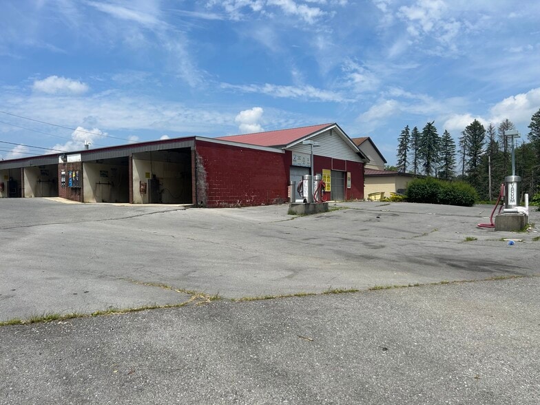 More Photos Of 1788 Goucher St, Johnstown Carwash For Sale