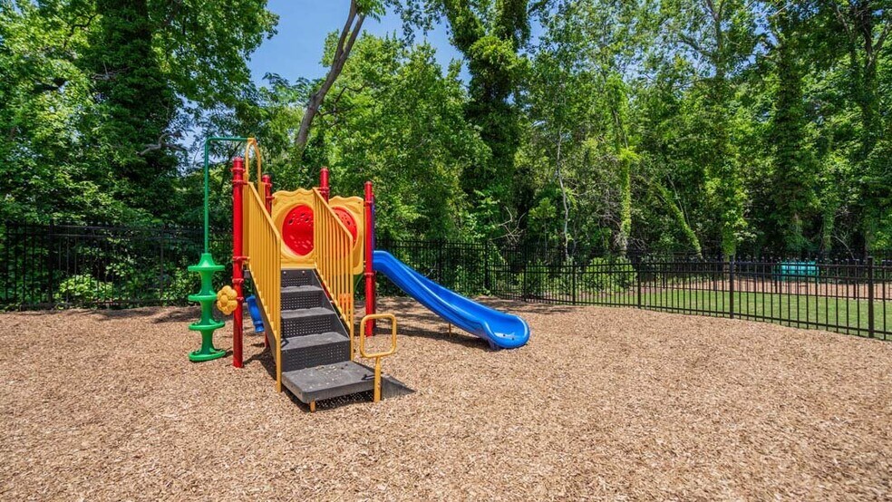 More Photos Of 11112 Mintwood Pl, Newport News Apartments For Sale