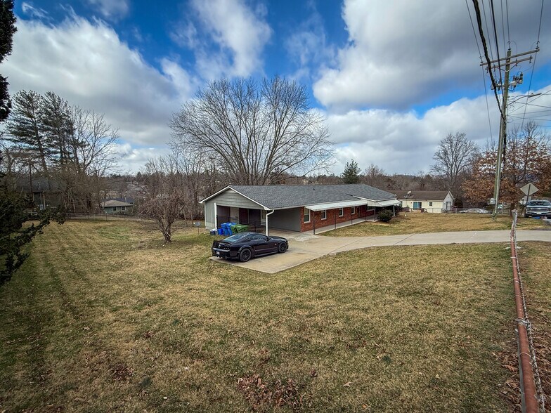 More Photos Of 483 Caribou Rd, Asheville Specialty For Sale