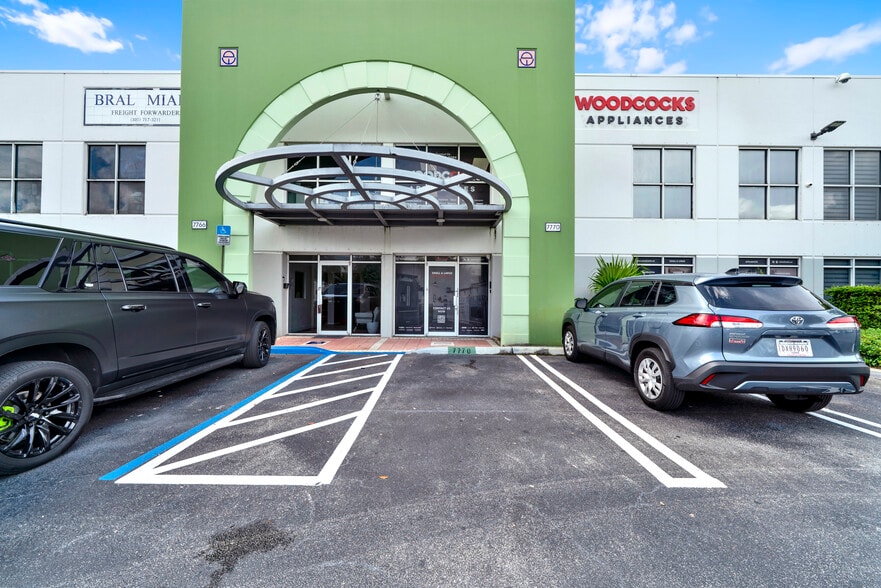 Primary Photo Of 7770 NW 46th St, Doral Warehouse For Lease
