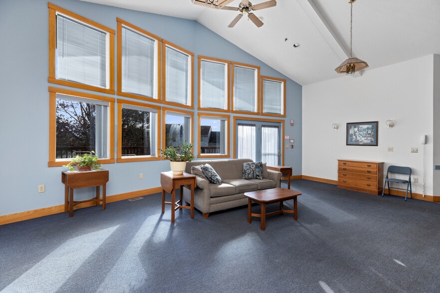 More Photos Of 218 Mill Rd, Woodstock Congregate Senior Housing For Sale