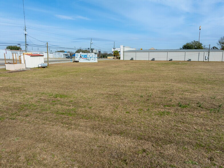 More Photos Of 616 E Washington Ave, Ashburn Land For Sale