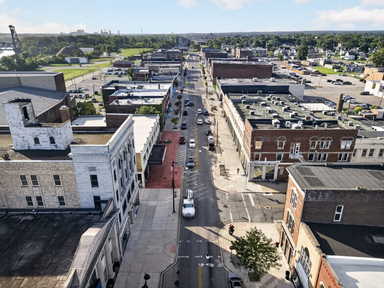 More Photos Of 573-577 Broadway, Lorain Storefront Retail Residential For Sale