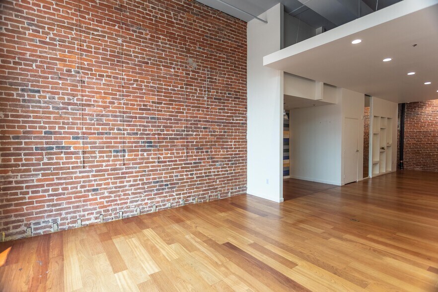 More Photos Of 2401-2413 W 32nd Ave, Denver Storefront Retail Office For Lease