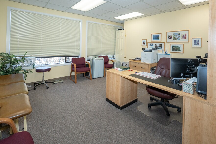 More Photos Of 24 Professional Center Pky, San Rafael Medical For Sale