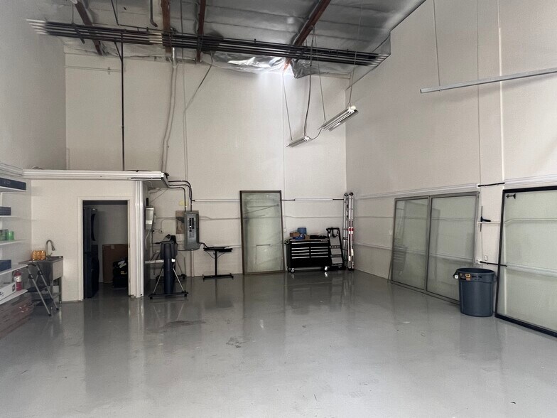 More Photos Of 3422 Swetzer Rd, Loomis Warehouse For Sale