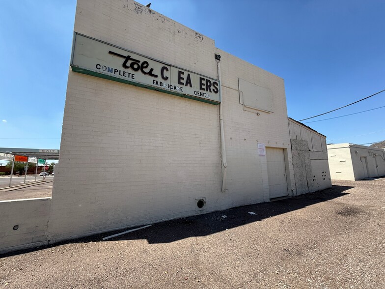 More Photos Of 9103 N Central Ave, Phoenix Freestanding For Sale