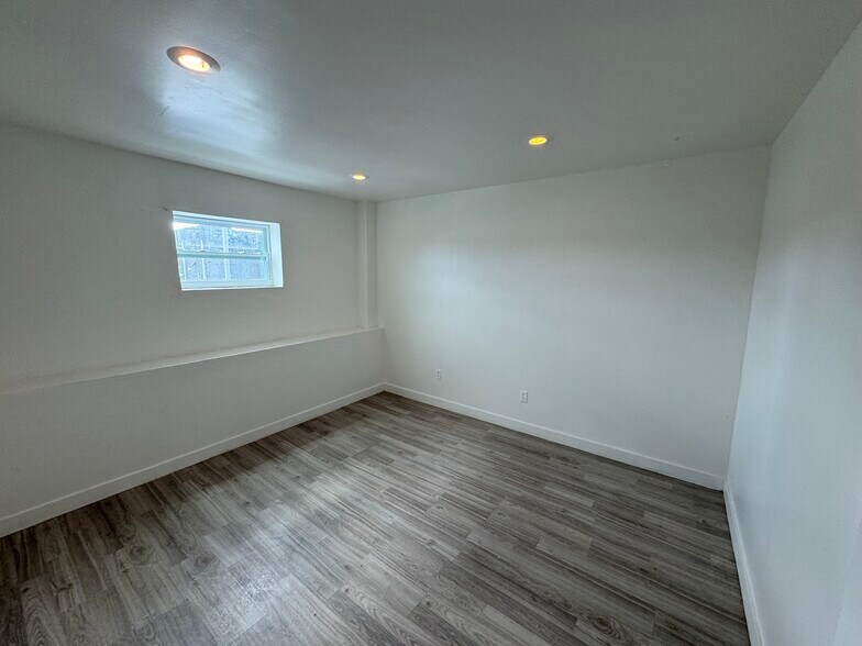 More Photos Of 1010 N 20th Ave, Hollywood Light Manufacturing For Lease