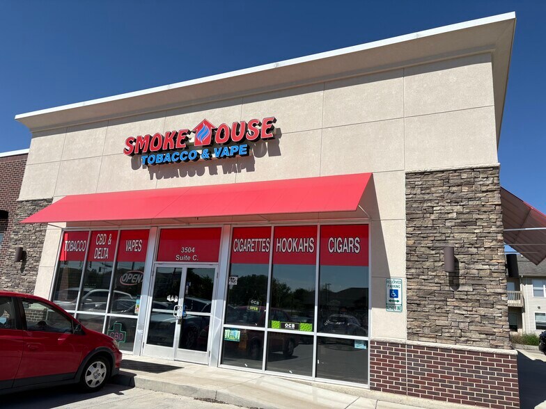 More Photos Of 3504 Paramount Dr, West Lafayette Storefront For Lease