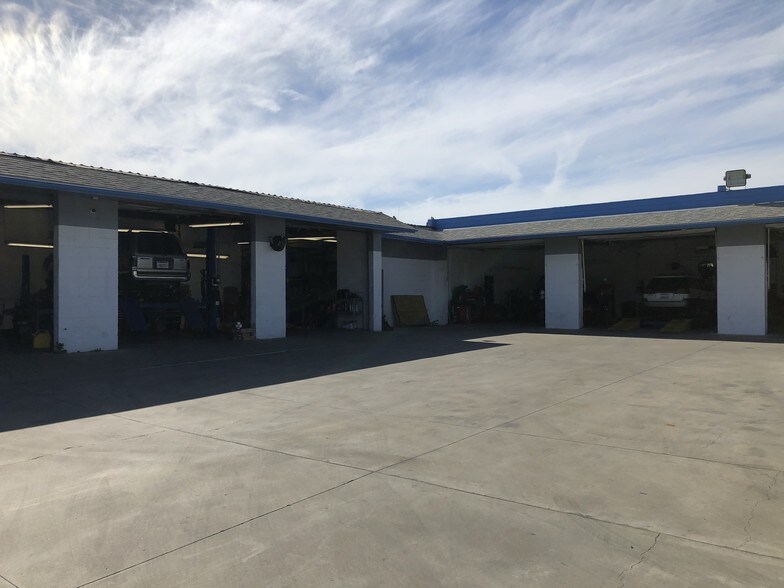 More Photos Of 104 N Palm Ave, Santa Paula Auto Repair For Sale
