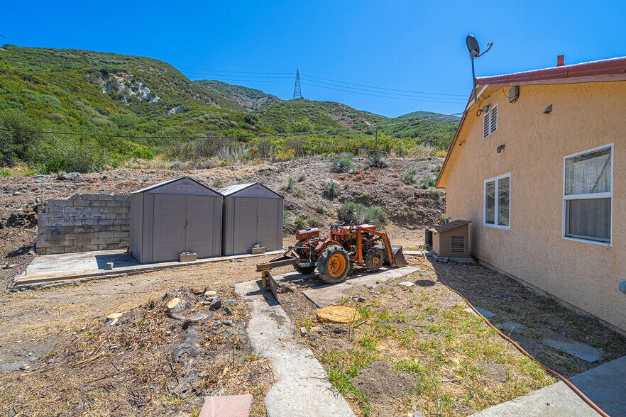 More Photos Of 1449 Lytle Creek Rd, Lytle Creek Flex For Sale