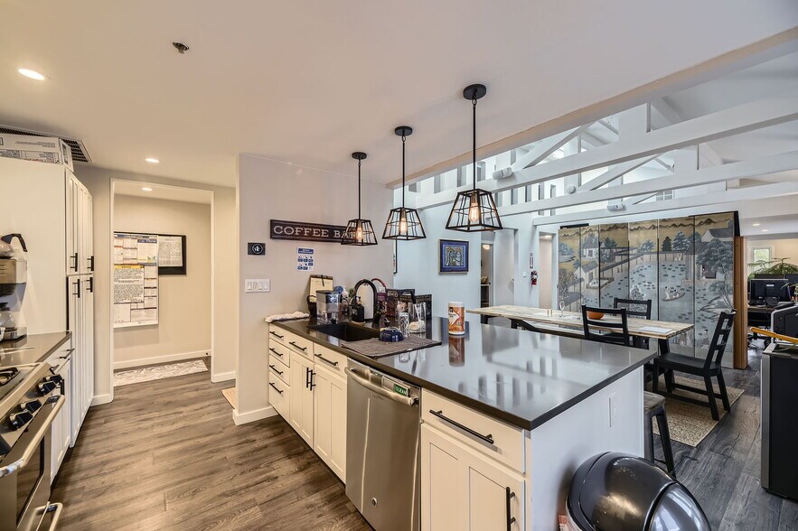 More Photos Of 1761 N Emerson St, Denver Loft Creative Space For Sale