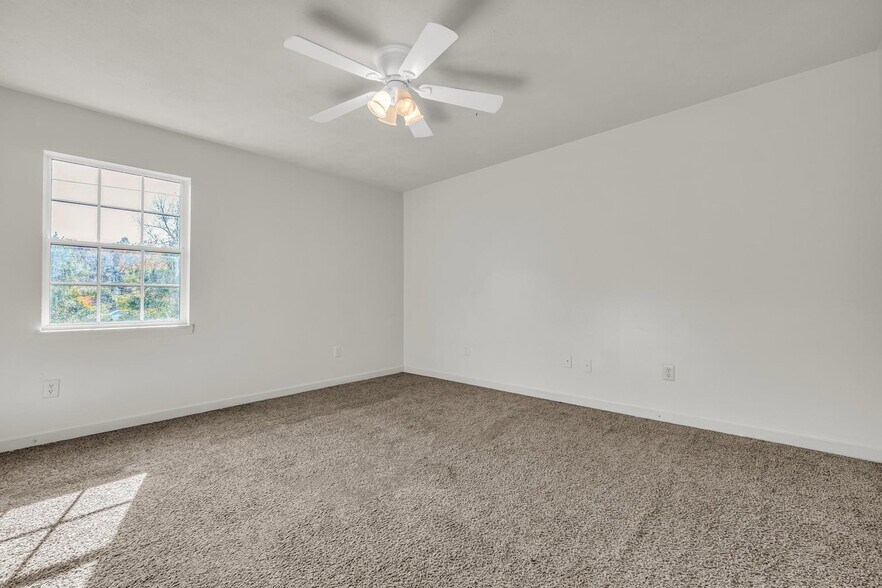 More Photos Of 1301 Louisville St. Apt. 35-38, Starkville Apartments For Sale