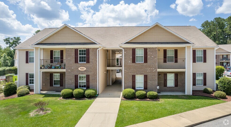 More Photos Of 4811 Cellner Dr, Fayetteville Apartments For Sale