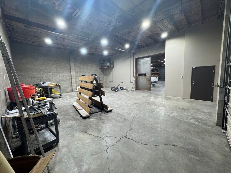 More Photos Of 122 S Union St, Stockton Service For Lease
