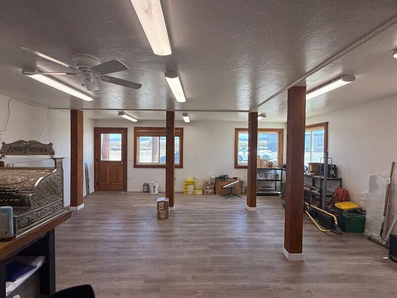 More Photos Of 19911 Highway 550, Montrose Warehouse For Sale