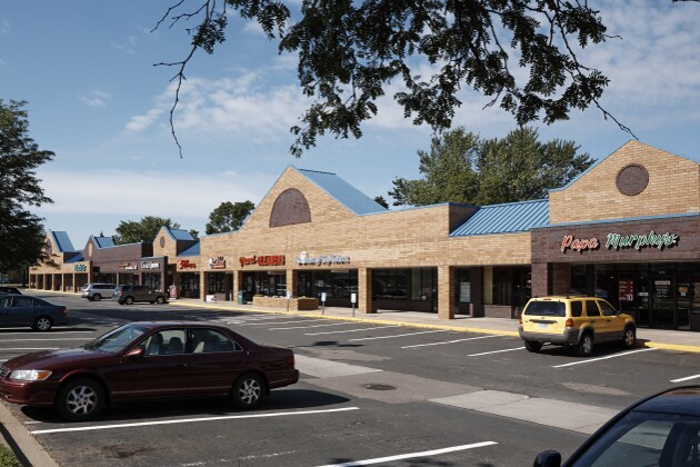 More Photos Of 1739-1771 N Lexington Ave, Roseville General Retail For Lease