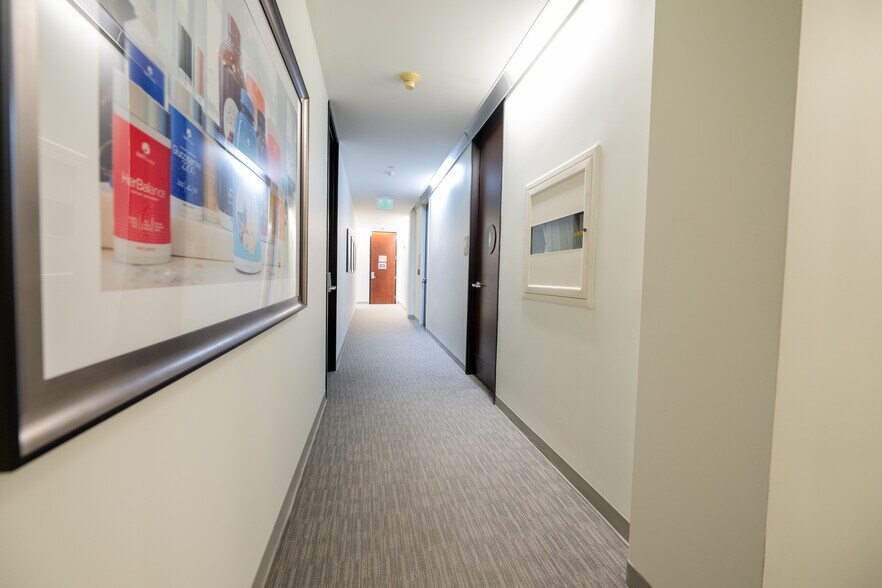More Photos Of 609 Deep Valley Dr, Rolling Hills Estates Office For Lease