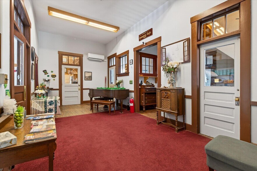 More Photos Of 66 Duttonsville School dr, Cavendish Specialty For Sale