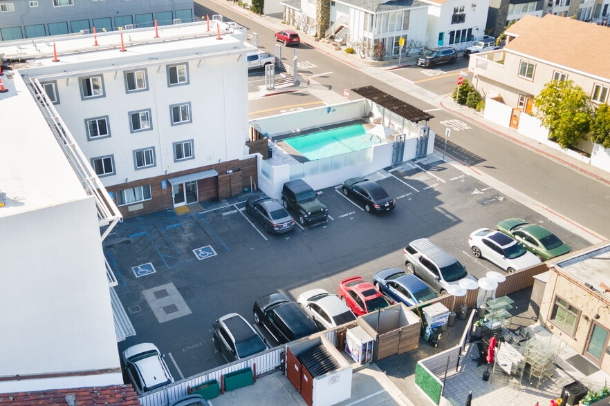 More Photos Of 6208 W Pacific Coast Hwy, Newport Beach Hospitality For Sale