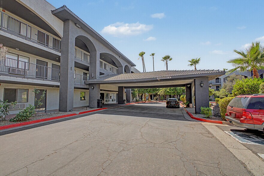 More Photos Of 1711 W Bell Rd, Phoenix Apartments For Sale