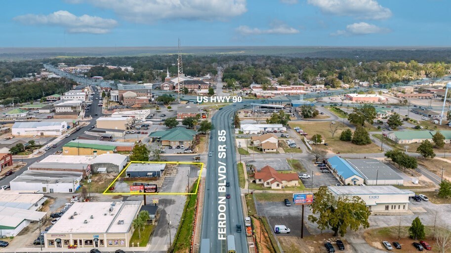 More Photos Of 252 N Ferdon Blvd, Crestview General Retail For Sale