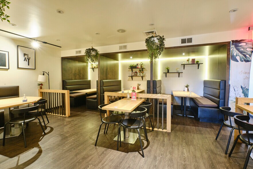 More Photos Of 133-40 37th Ave, Flushing Storefront Retail Residential For Sale