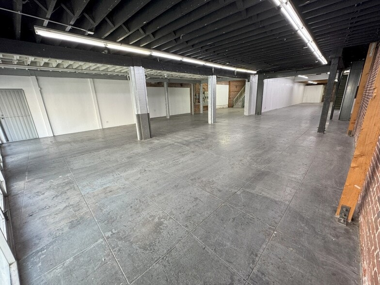 More Photos Of 822-824 Wall St, Los Angeles Storefront Retail Office For Lease