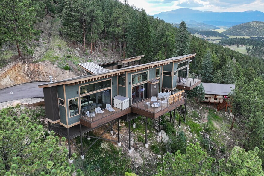 More Photos Of 893 Dick Mountain Drive, Bailey Specialty For Sale