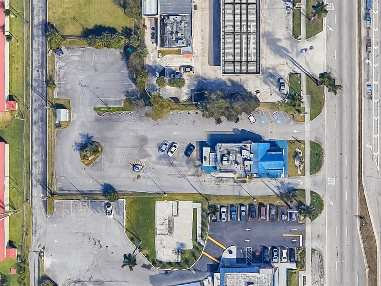 More Photos Of 20 SE 1st Ave, Florida City Fast Food For Sale