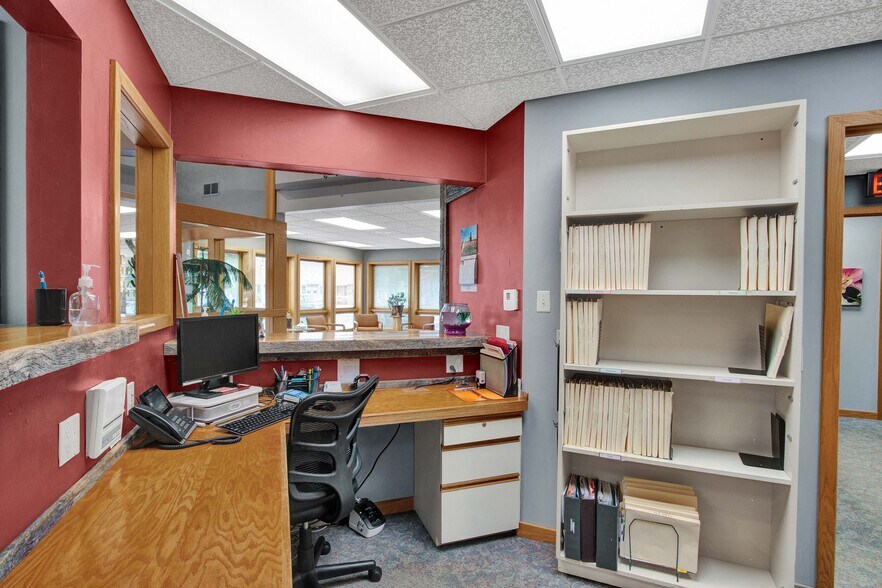 More Photos Of 3125 Main St, Stevens Point Office For Sale