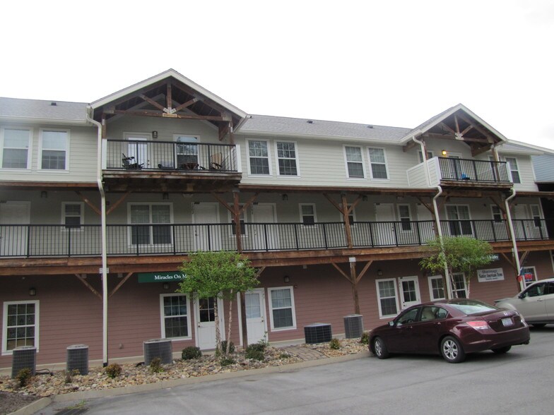 More Photos Of 849 Glades Rd, Gatlinburg Specialty For Sale