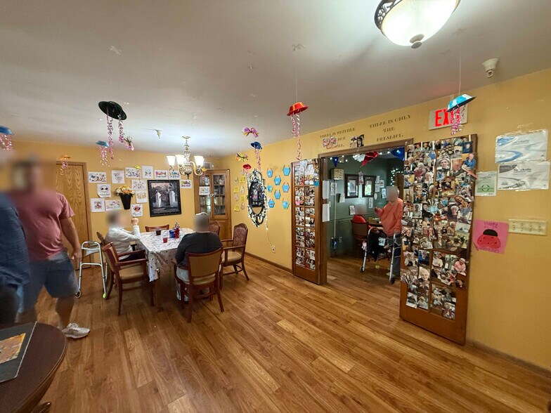 More Photos Of 13+/-Beds Established Memory Care Northern IL, Princeton Assisted Living For Sale