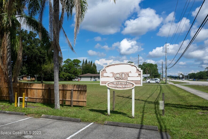 More Photos Of 4030 Minton Rd, Melbourne Office For Sale