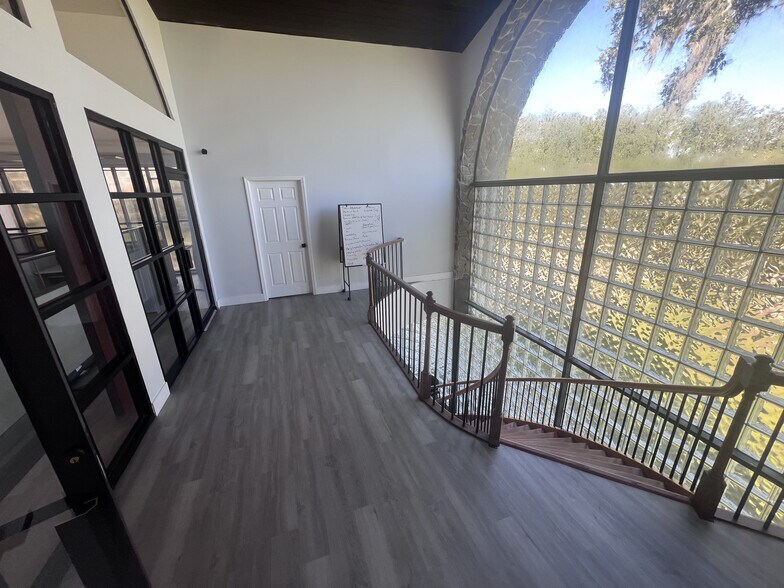 More Photos Of 31722 State Road 52, San Antonio Medical For Sale