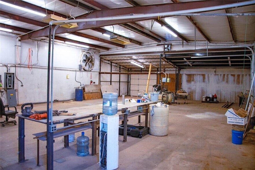 More Photos Of 2249 County Street 2810, Chickasha Industrial For Sale