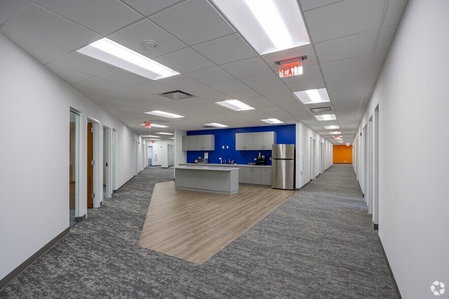 More Photos Of 2400 Lake Park Dr SE, Smyrna Office For Lease