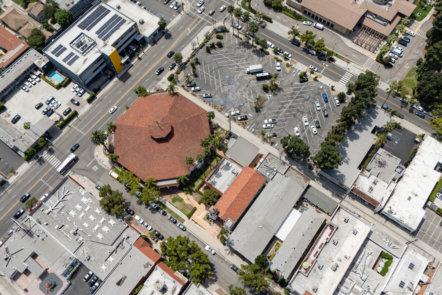 More Photos Of 333 E Colorado St, Glendale Unknown For Lease